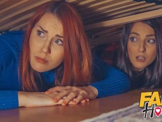 Namaak hostel stuck onder een bed 2 halloween vies film speciaal