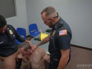 Fucked polícia dôstojník vid gejské prvý čas